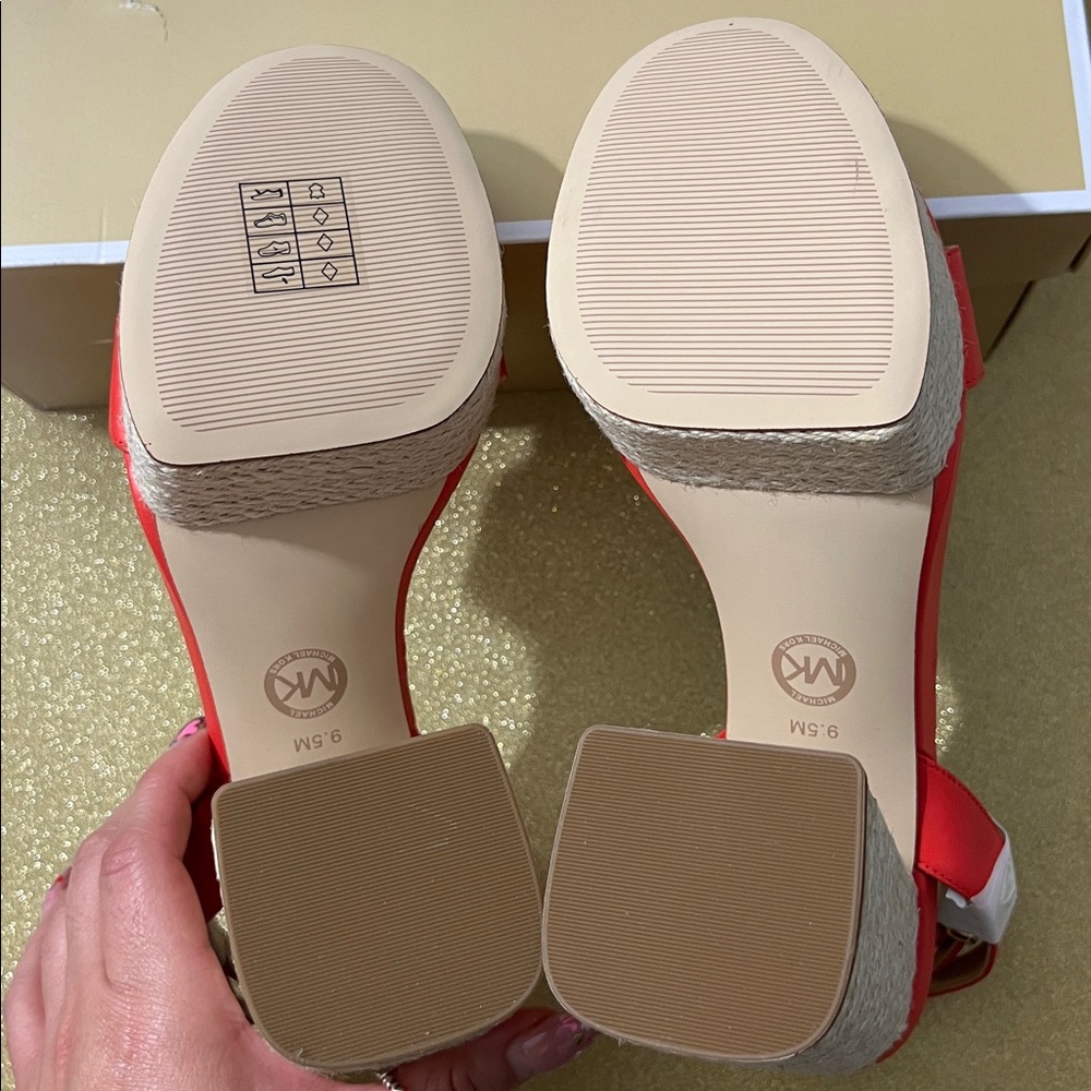 NIB Michael Kors Spiced Coral Ashton Platform Heels with Dust Bag - Picture 8 of 15